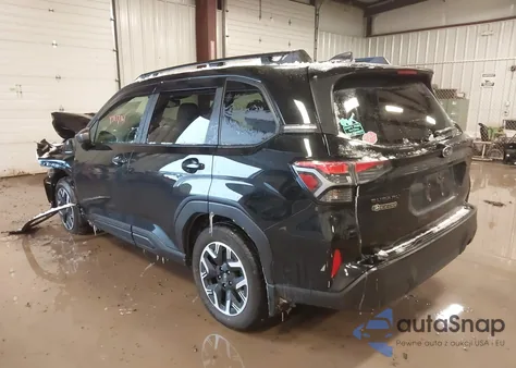 2025 Subaru Forester Premium z USA, uszkodzony, nr VIN JF2SLDBC8SH401297